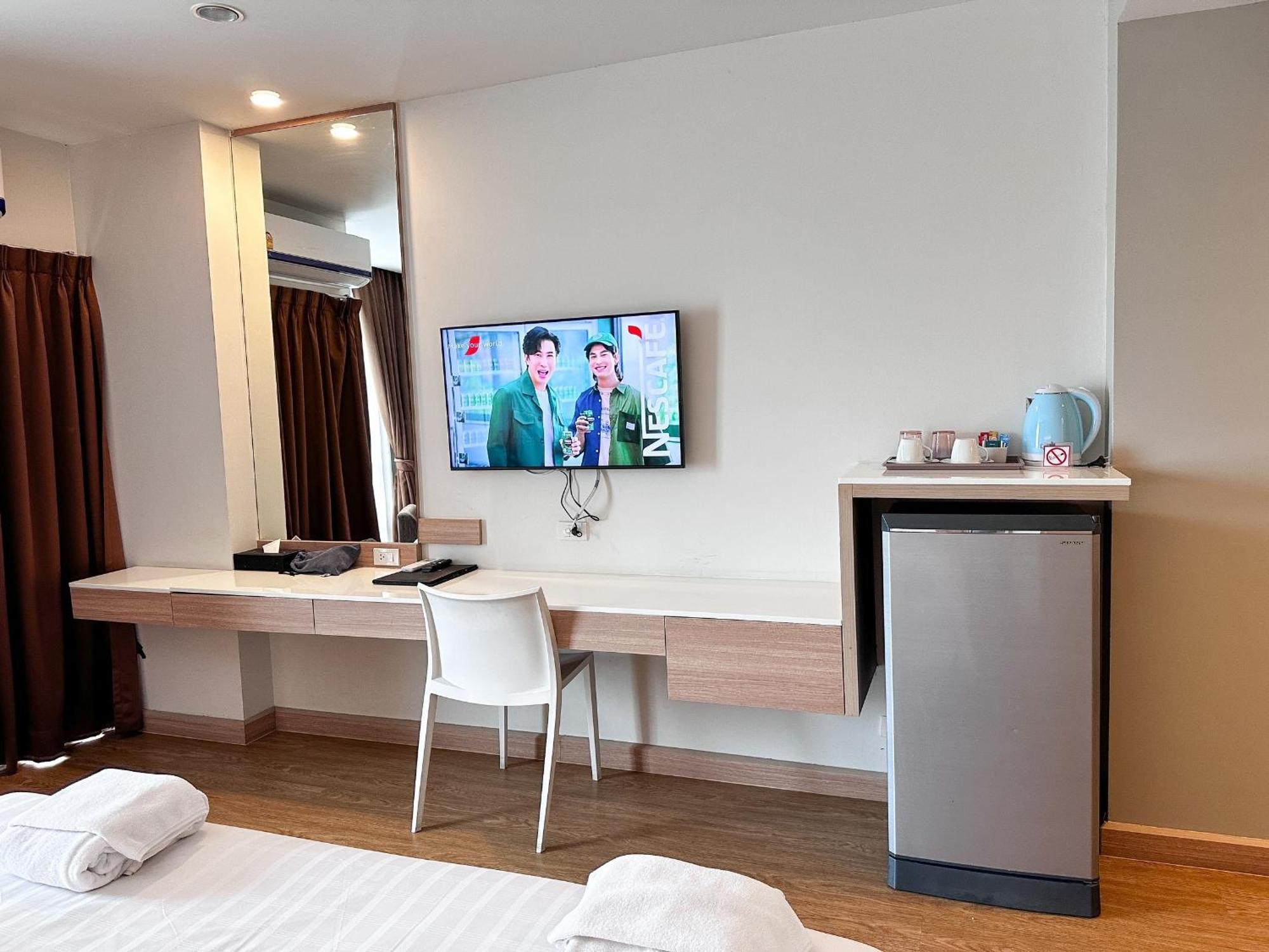 Crystal Suites Suvarnbhumi Airport Bangkok Extérieur photo