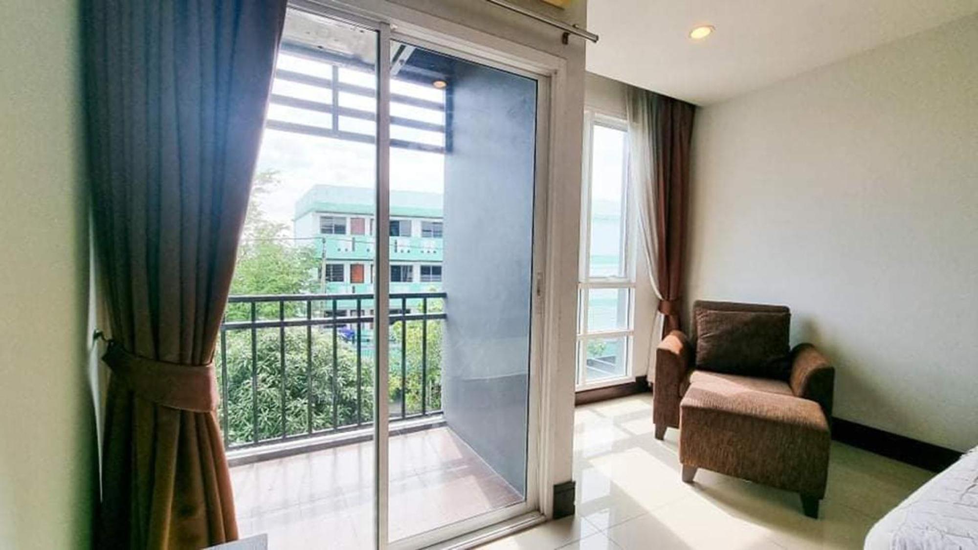 Crystal Suites Suvarnbhumi Airport Bangkok Extérieur photo